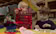 kinderen eten lunch